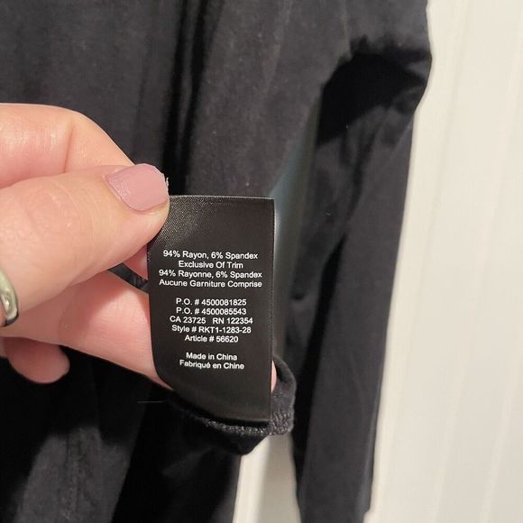 Aritzia Babaton Black Long Sleeve Top Stretchy Knit Size Large - Picture 4 of 5
